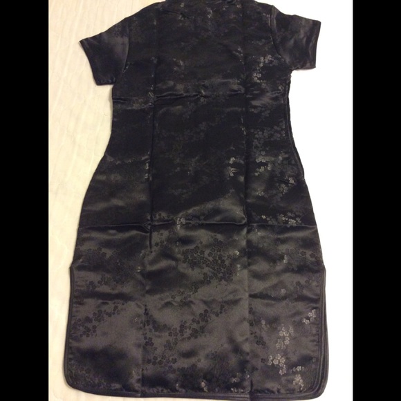 Exotic Dress - Picture 10 of 12